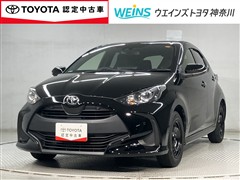 トヨタ　ヤリス X
