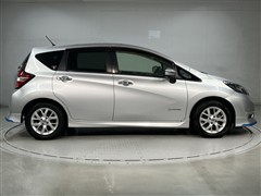 ノート e-パワー X