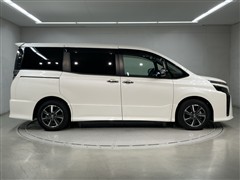 ヴォクシー ZS キラメキ3 7ニン