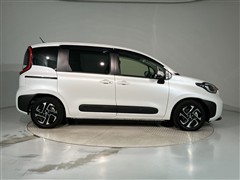 シエンタ HEV Z 5ニンノリ