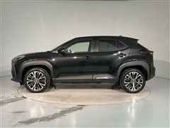 ヤリスクロス HV Z