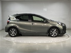 アクア クロスオーバー グラム