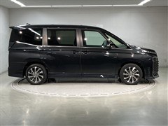 ヴォクシー HEV S-Z