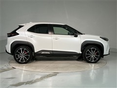 ヤリスクロス HEV GRスポーツ