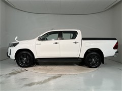 ハイラックス Z