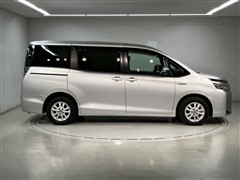 ヴォクシー ハイブリッド V