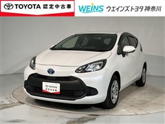 トヨタ アクア X