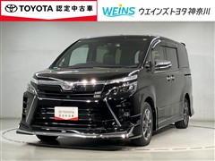 トヨタ ヴォクシー ZS キラメキ3 7ニン