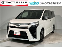 トヨタ ヴォクシー ZS キラメキ3 7ニン