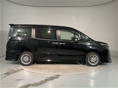 ヴォクシー HV ZS キラメキ3