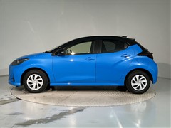 ヤリス ハイブリッド G