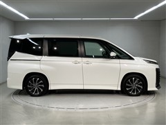 ヴォクシー HEV S-Z