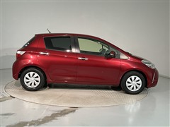 ヴィッツ Fセーフティエディション3