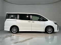 ヴォクシー HV ZS キラメキ3