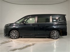 ヴォクシー HEV S-Z