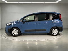 シエンタ HEV G 5ニンノリ