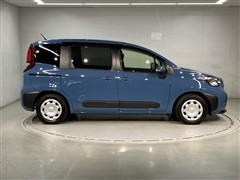 シエンタ HEV G 5ニンノリ