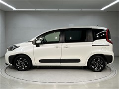 シエンタ HEV Z 7ニンノリ