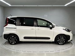 シエンタ HEV Z 7ニンノリ