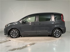 シエンタ HEV Z 7ニンノリ
