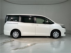 ヴォクシー X 7ニンノリ