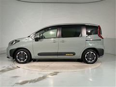 シエンタ HEV Z 7ニンノリ