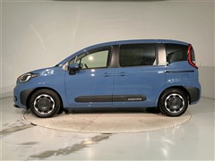 シエンタ HEV Z 5ニンノリ