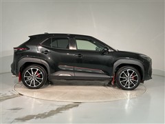 ヤリスクロス HEV GRスポーツ