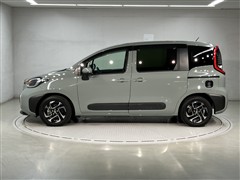 シエンタ HEV Z 7ニンノリ