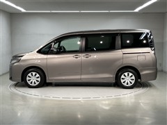 ヴォクシー X 8ニンノリ