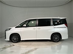 ノア HEV S-G 7ニンノリ