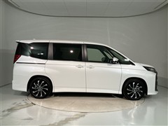 ノア HEV S-Z