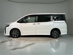 ヴォクシー ZS キラメキ3 4WD