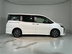 ヴォクシー ZS キラメキ3 4WD