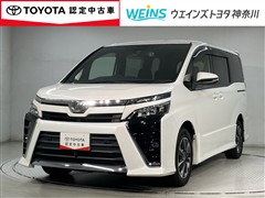 トヨタ ヴォクシー ZS 8ニンノリ