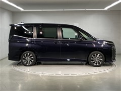 ヴォクシー HEV S-Z