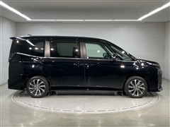ヴォクシー HEV S-Z