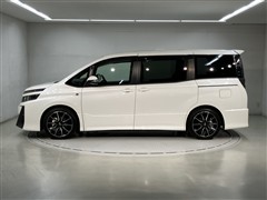 ヴォクシー ZS GRスポーツ