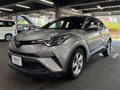 トヨタ C-HR ハイブリッド S
