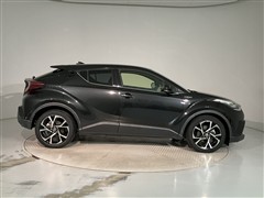 C-HR ハイブリッド G