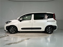 シエンタ HEV Z 7ニンノリ