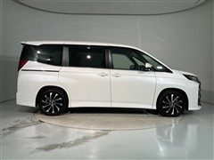 ノア HEV S-Z