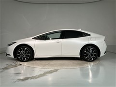 プリウス PHEV Z