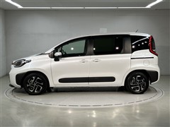 シエンタ HEV Z 5ニンノリ