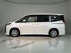ノア HEV S-G 7ニンノリ