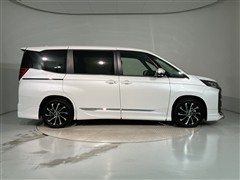 ノア HEV S-Z