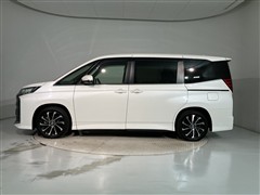 ノア HEV S-Z