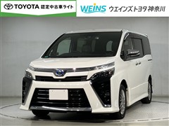 トヨタ ヴォクシー HV ZS キラメキ3