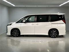 ノア HEV S-Z