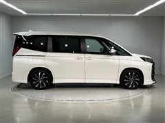 ノア HEV S-Z